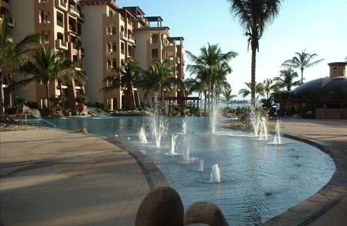 Flamingos Condo | Villa La Estancia - Puerto Vallarta 1 - 2 BR (NOT Timeshare)