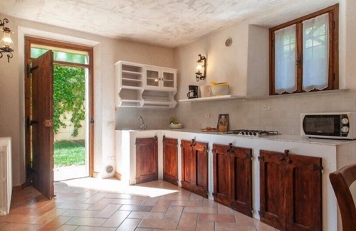 Montelovesco House | Villa La Ginestra, private villa with pool