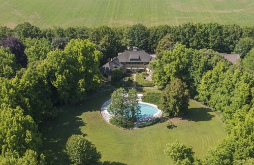 Martignana di Po Villa | VILLA LA PIOPPA with large park and swimming pool to 8 km from Cremona Lombardy