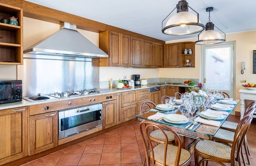 Santa Maria - Rezzonico Villa | Villa La Dolce 8, Emma Villas