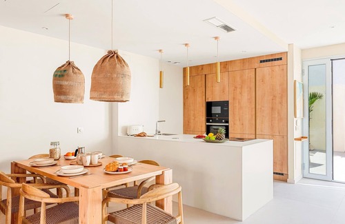 Las Eras Villa | Villa la Majuda with heated plunge pool and garden