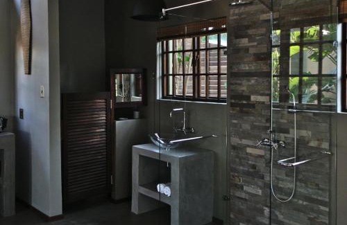 La Mercy Apartment | Villa La Mercy Chalet No load shedding or water outages