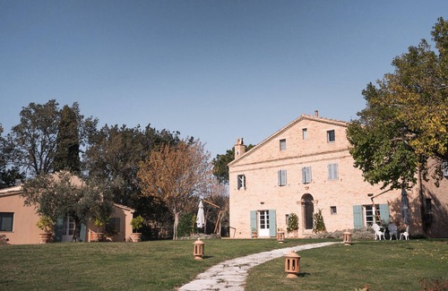 Ostra Vetere Villa | Villa La Monteduccia