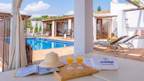 Antequera Villa | Villa La Morada Antequera - La Higuera by Ruralidays