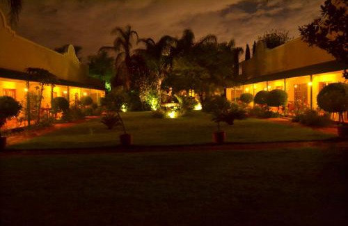 Akasia Apartment | Villa La Pensionne Guest House