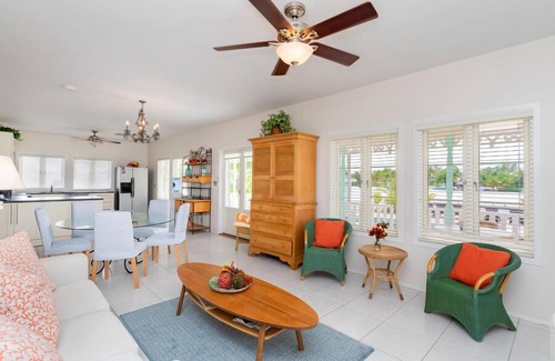 Rum Point Villa | Villa La Playa – An Authentic Caymanian Style Villa on a Serene Inlet