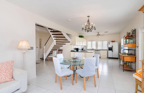 Rum Point Villa | Villa La Playa – An Authentic Caymanian Style Villa on a Serene Inlet
