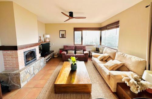 Albalate de Zorita Villa | Villa La Quinta de Albalate Rural Home