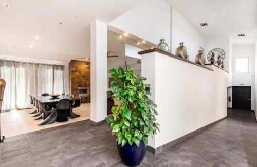Guadarrama Villa | Villa La Roca Madrid