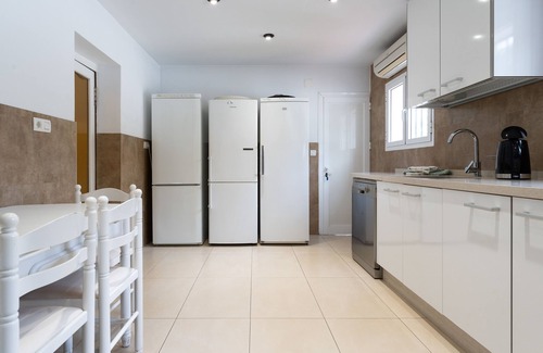 Torreblanca Villa | Villa La Rotonda with Pool, Garden & Wi-Fi