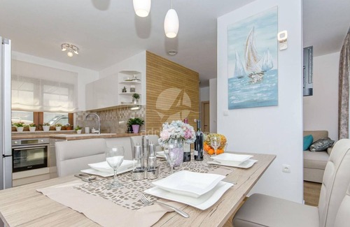 Veliki Drvenik Apartment | Villa LA-Two Bedroom Apartment with Terrace