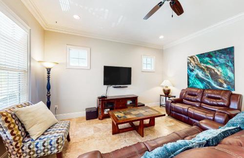 Villa Lago House | Villa Lago Sandy Feet Retreat