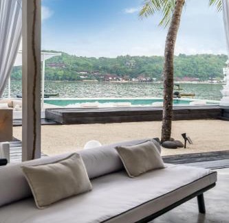 Ceningan Island Villa | Villa Lagoon - Elegant & Absolute BeachFront in Nusa Ceningan