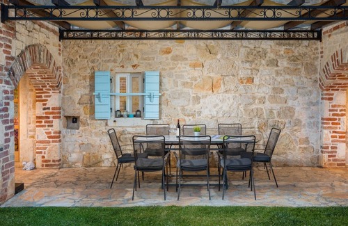 Susnjici Villa | Villa Lamija - beautiful authentic stone villa villa private pool, foosball, darts and billiard
