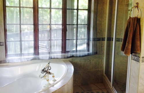 Malelane Bed & Breakfast | Villa Langa B and B