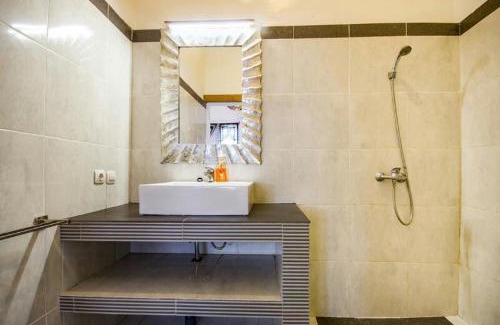 Pemecutan Kelod Villa | Villa Langit Ocean View Jimbaran