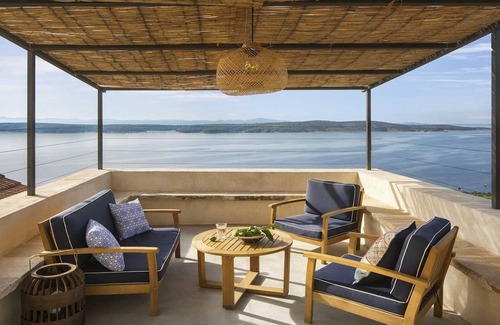 Zavala Villa | Villa Lapis - 19th century heritage house on Hvar with exceptional views, private pool and Jacuzzi