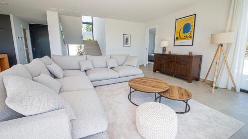 San Roque Villa | Villa las Rocas 142