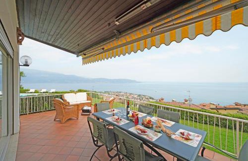 Toscolano Maderno Villa | Villa Laura
