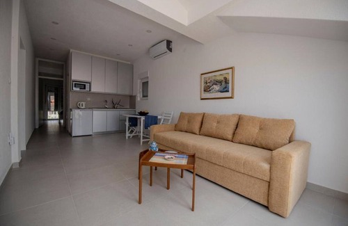 Ravno Apartment | Villa Lavanda - One Bedroom Apartment with Balcony A3