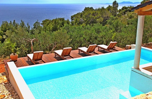 Sveta Nedjelja Apartment | Villa Lavender-comfortable one bedroom flat with breathtaking views