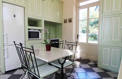 Lassay-sur-Croisne Villa | Villa Le Manoir - France