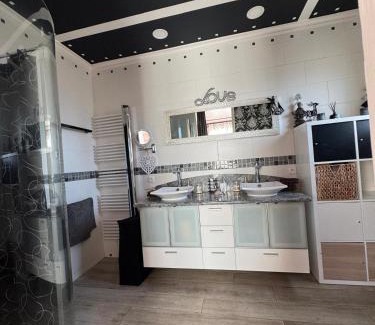 Puimisson House | Villa Le Rossignol