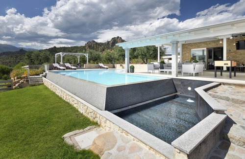Talana Villa | Villa le Sirene, paradise in Sardinia