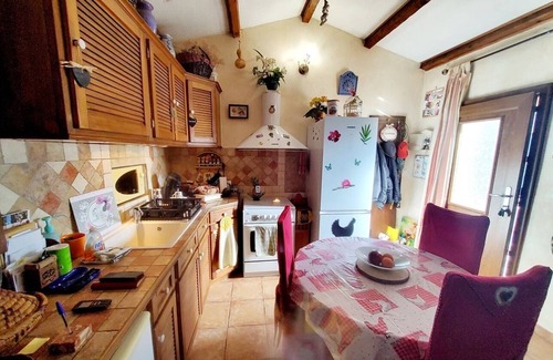 Lorgues Villa | Villa 'Le Thoronet' with Private Pool, Wi-Fi and Air Conditioning