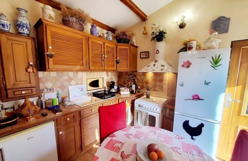 Lorgues Villa | Villa 'Le Thoronet' with Private Pool, Wi-Fi and Air Conditioning