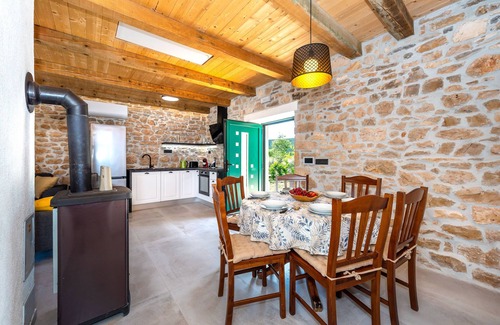 Sibenik House | Villa Lea&Robi (V2542-K1) - Unešić