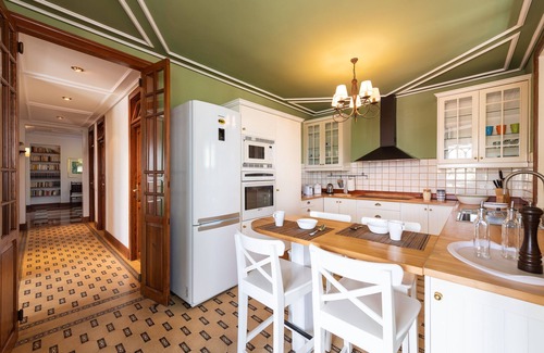 Tafira Villa | Villa Leonor, large villa with heated pool