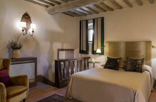Arezzo Villa | Villa Leopoldina - Pomaio Wines & Hospitality