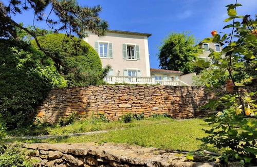 Ecully Villa | Villa les Roses - House with swimming pool and garden