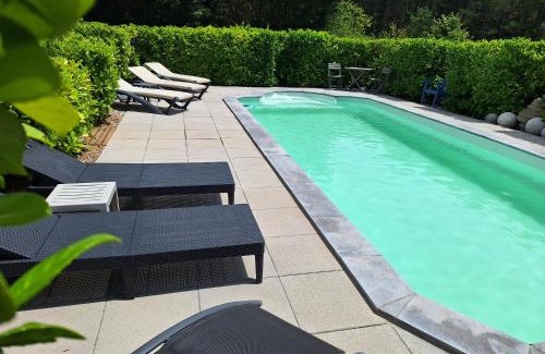 Arques Villa | Villa les terre rouges avec piscine dans l ' Aude