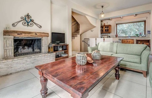 Kavvadades House | Villa Levanda – 3BR Retreat with Pool & Sea View