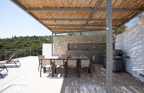 Xiropigado Villa | Villa Levanda, a seafront villa just 20' from Nafplio town. Family-friendly!