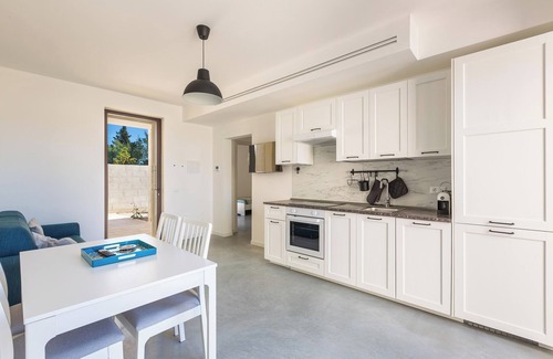 Cenate Apartment | Villa Li Santi - 2 by BarbarHouse