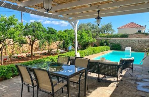 Spetses Villa | Villa Lida Spetses - Private Pool