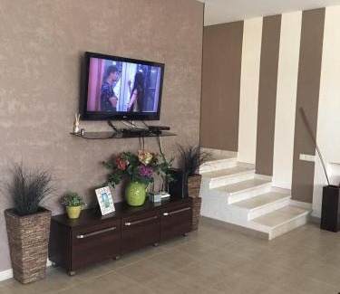 Karolino-Bugaz House | Villa Life