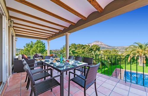 Tarraula Villa | Villa Limones by Villa Plus