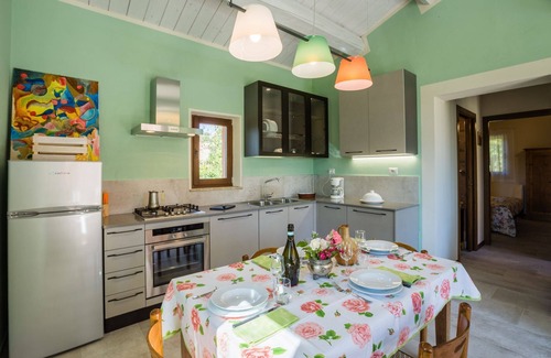San Lorenzo in Campo Villa | Villa Linda with splendid view and swimming pool in the Marche countryside, 30 minutes from the sea
