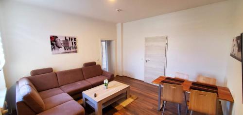 Bernburg Apartment | VILLA LINDENECK BUSiNESS