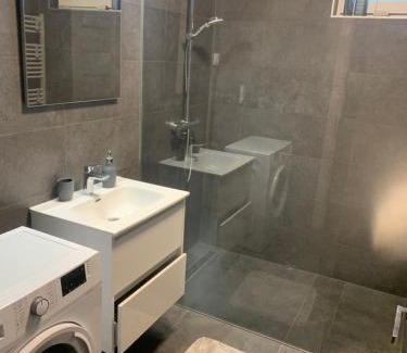 Siofok Aranypart Apartment | Villa Linett