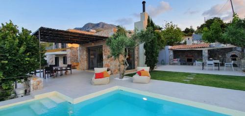 Vromolimnos Villa | Villa Lithos