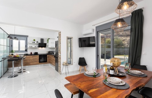 Lardos Villa | Villa Livis 2 - Three Bedroom Villa, Sleeps 8