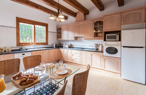 Tarraula Villa | Villa Lluca - Four Bedroom Villa, Sleeps 8