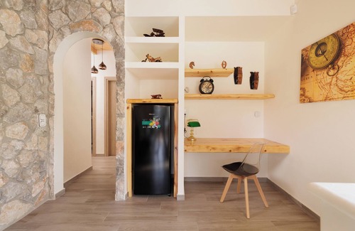 Peroulades Villa | Villa Logas Hill,5 λεπτά απο την παραλία Logas Beach με το υπέροχο Ηλιοβασίλεμα!