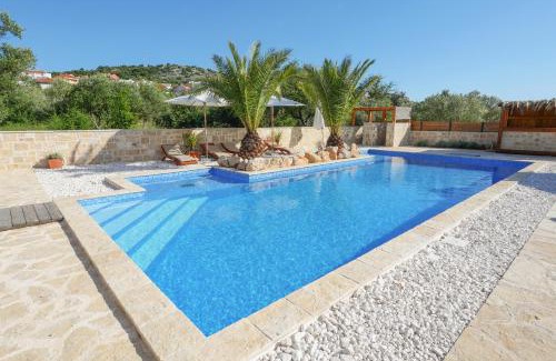 Murter Apartment | Villa Lojena Premium Penthouse by the Beach