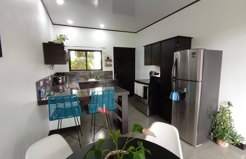 Chachagua Villa | Villa "Loma Paraíso" - Mountain, Lake, Jacuzzi, a/c, internet, telework.